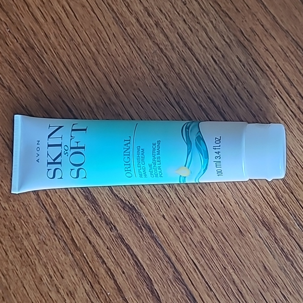 Avon Skin So Soft Replenishing Hand Cream